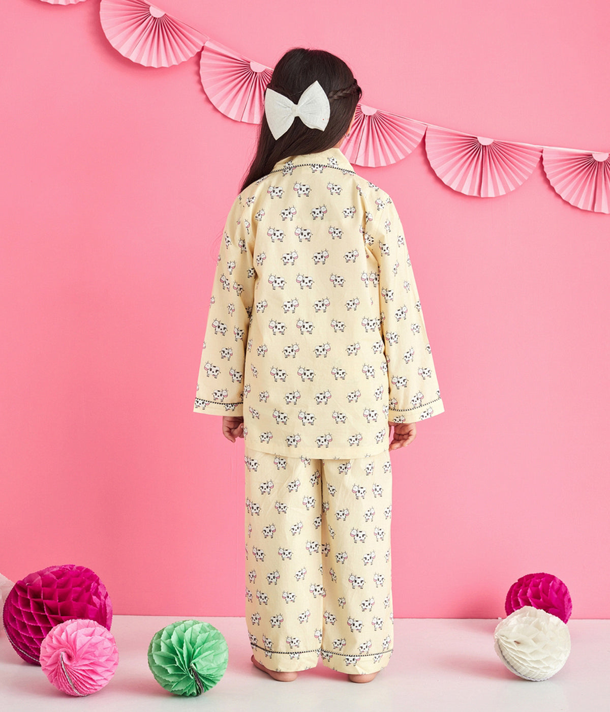 Notch Collared Country Cow Print Nightsuit