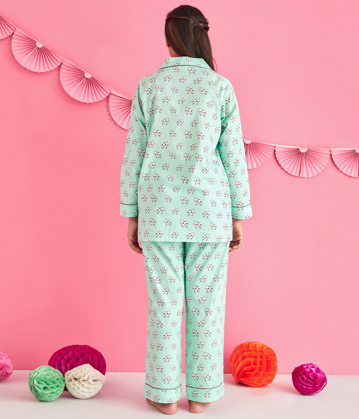 Notch Collared Country Cow Print Nightsuit