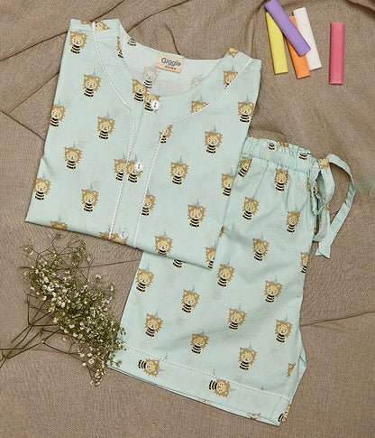 Round Neck Party Lion Print Nightsuit With Shorts