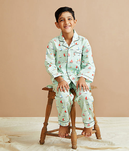 Notch Collared Sail Day Print Nightsuit