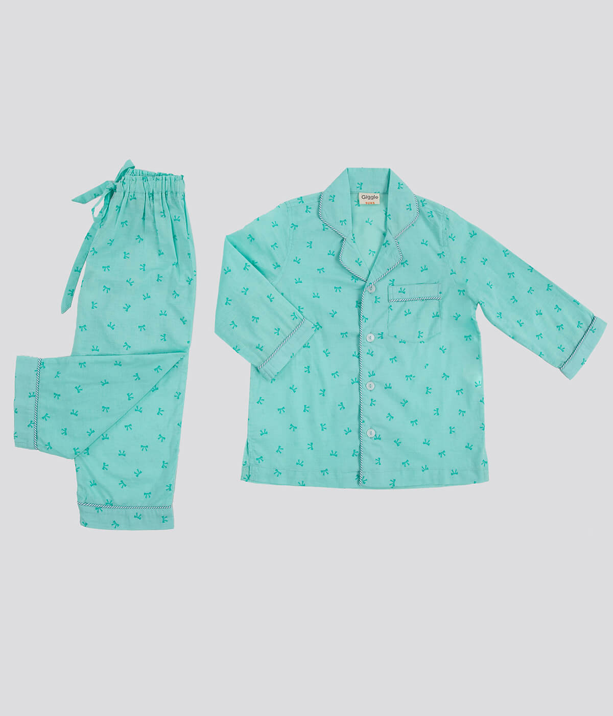 Notch Collared Green Bow Print Nightsuit